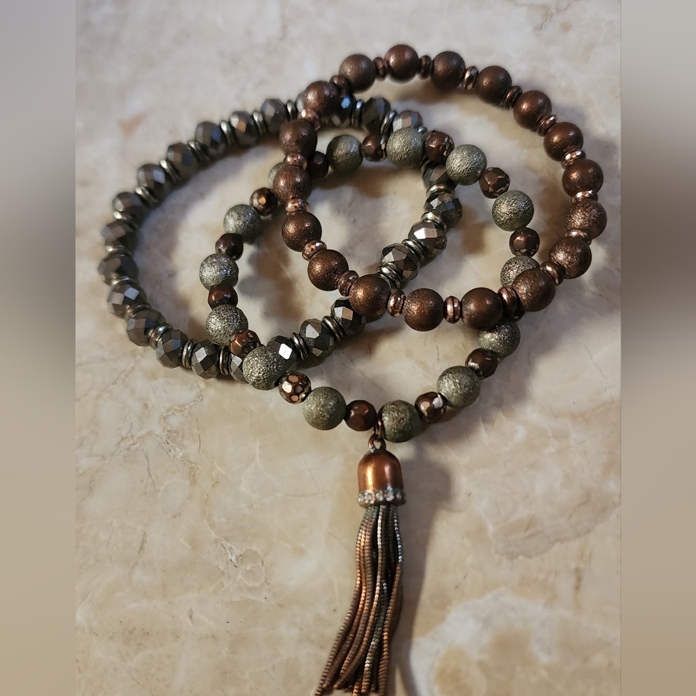 3 Stretch Bracelets - image 2